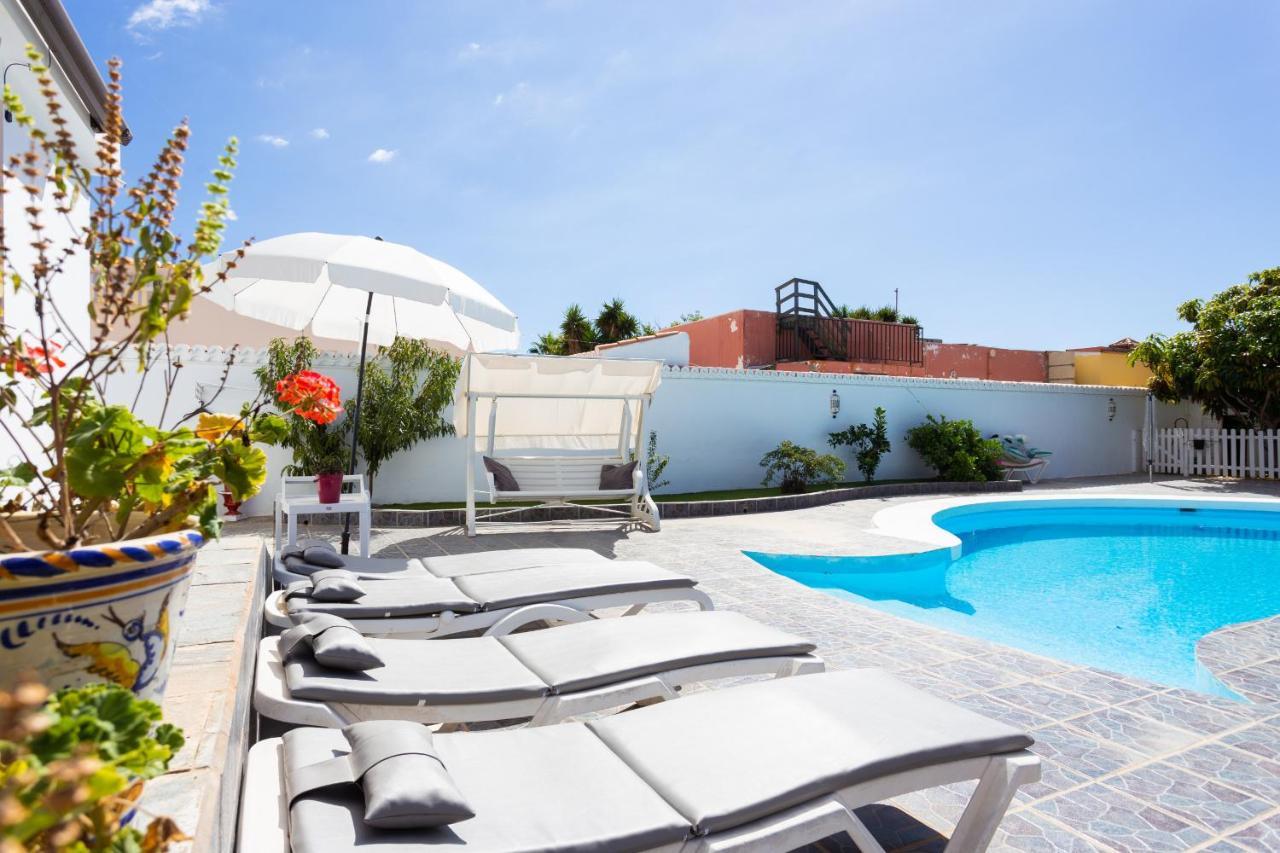 Bungalow Palm Mar With Pool And Garden أرونا المظهر الخارجي الصورة