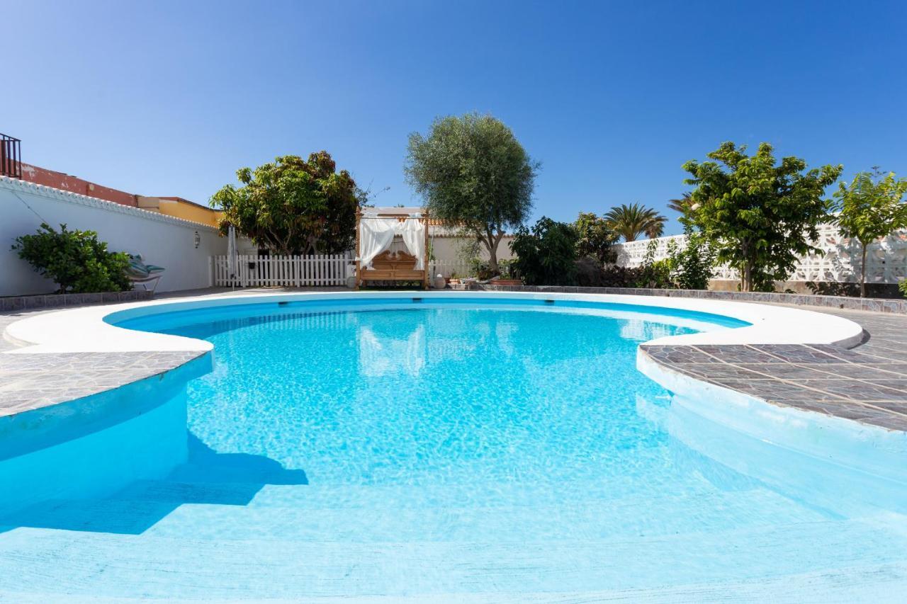 Bungalow Palm Mar With Pool And Garden أرونا المظهر الخارجي الصورة
