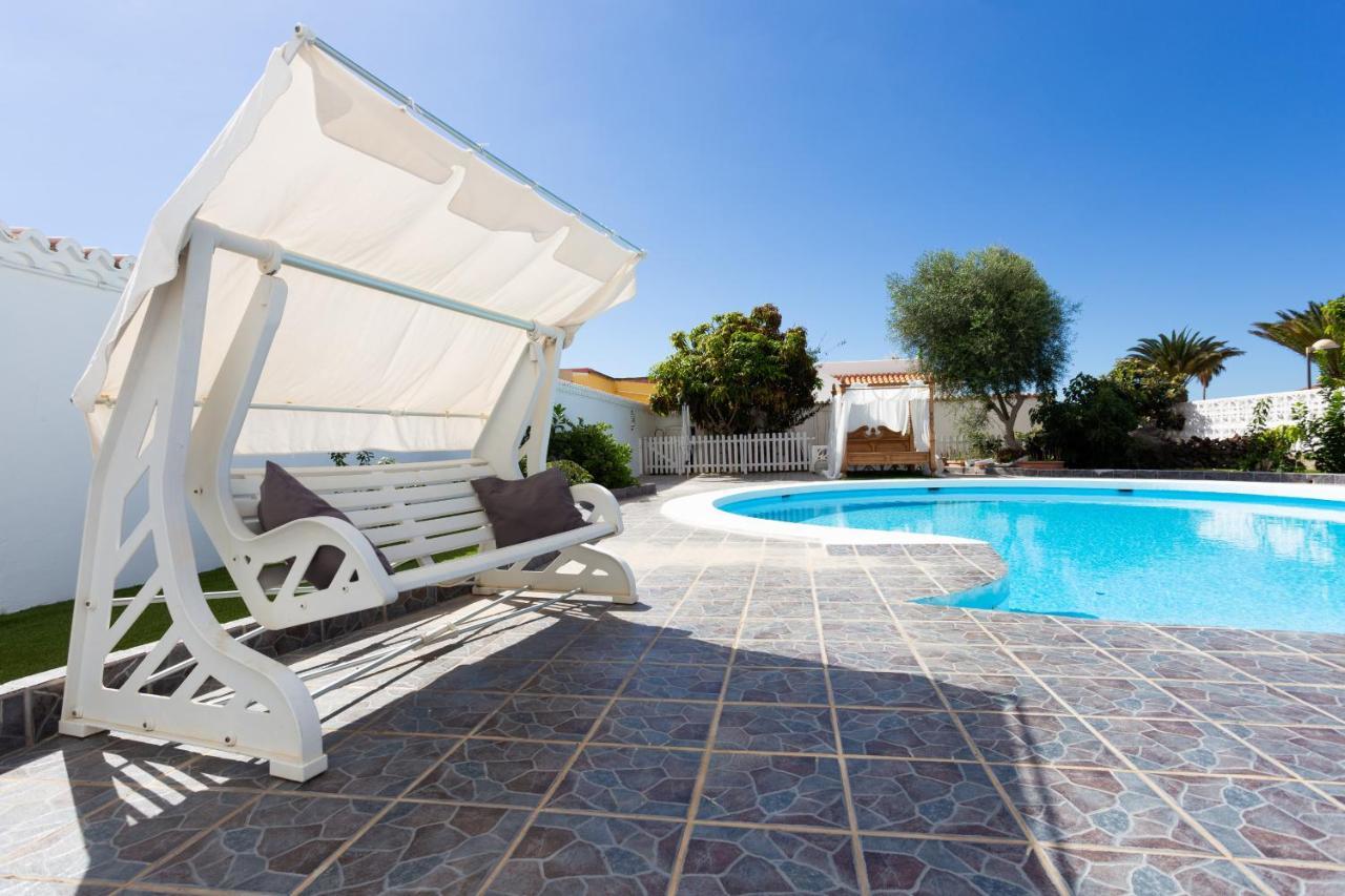 Bungalow Palm Mar With Pool And Garden أرونا المظهر الخارجي الصورة