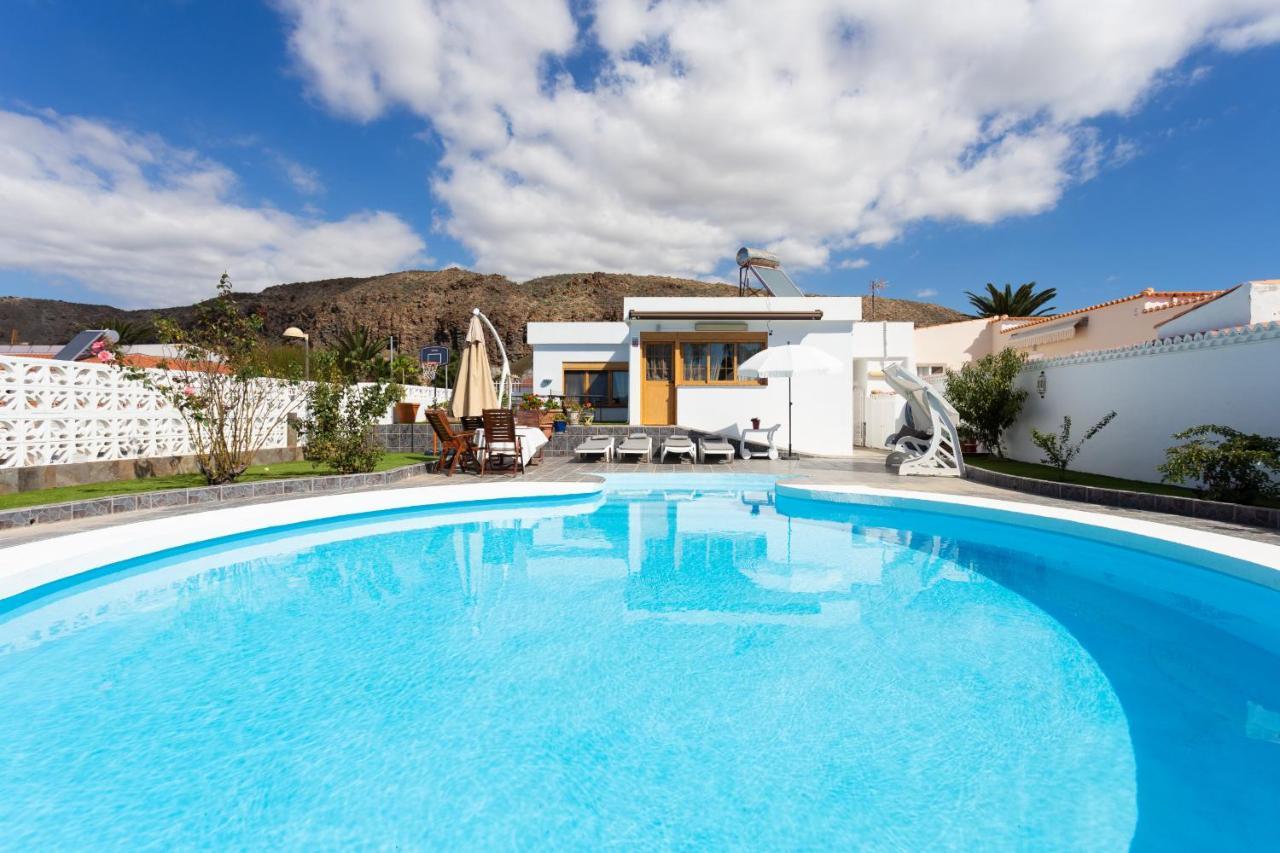 Bungalow Palm Mar With Pool And Garden أرونا المظهر الخارجي الصورة